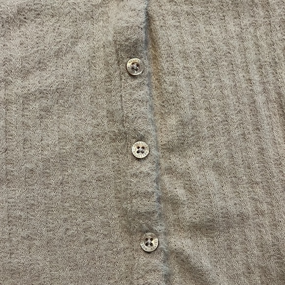 ☀️NWT Hollister Cardigan Medium Tan - Picture 4 of 4